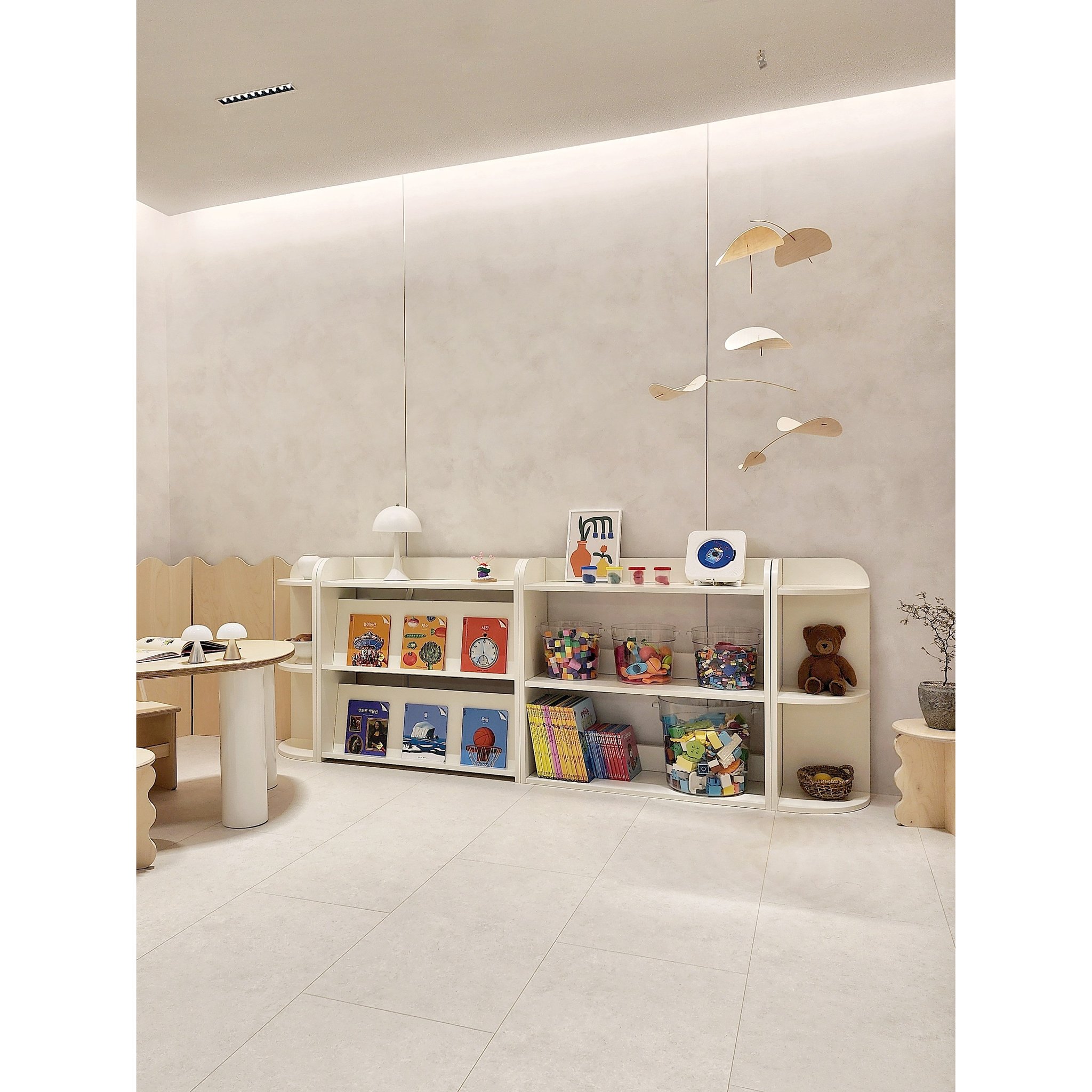 [당일발송]재니쓰홈 올인원 전면책장 어린이집 아기 유아 낮은 교구장 3단 책장, 아이보리 상세 이미지 1