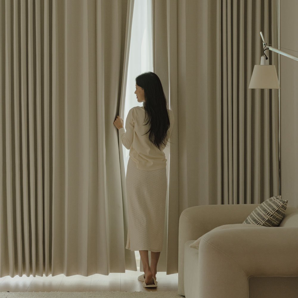 밀리무드 100% 빛차단 깊은잠 암막커튼 2p + 커튼끈 2p 평주름 핀형할인 상세 이미지 1